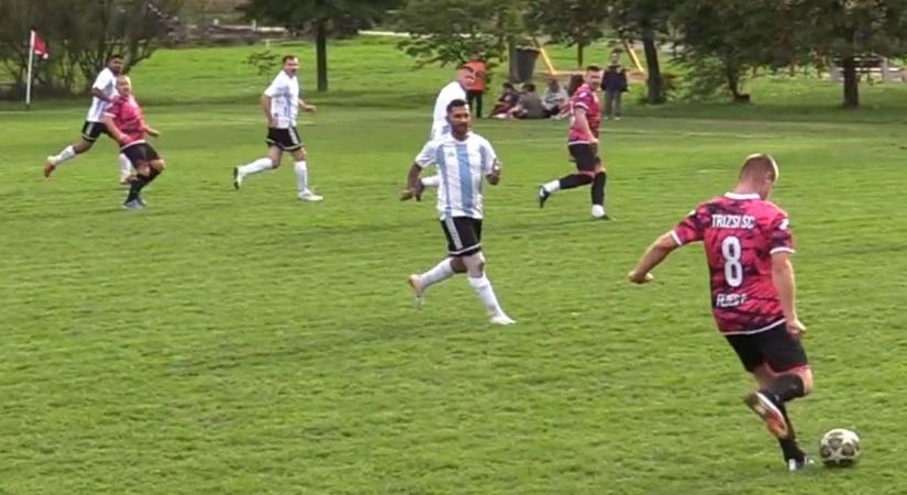 Az alig másfél száz fős falu csapata a ,,csúcson", az idősebbek nem kapkodnak