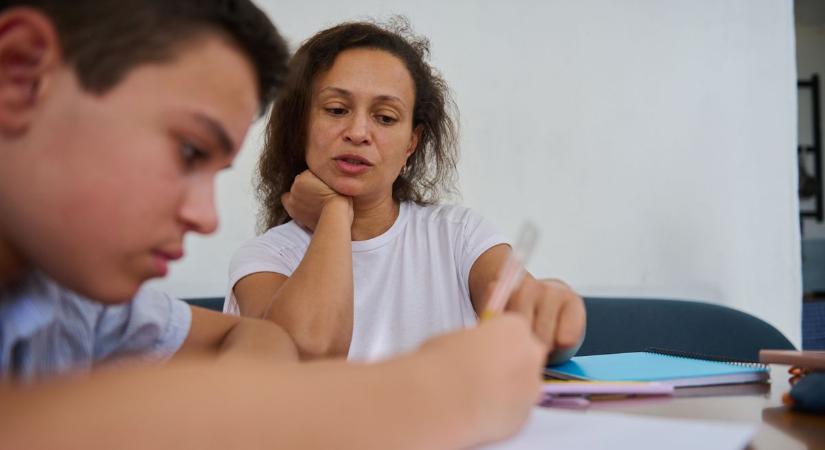 Hogy mennyi lesz, tanárnő? Brutális pénzt kérnek Egerben a különórákért, a népszerűbb oktatókhoz lassan születni kell