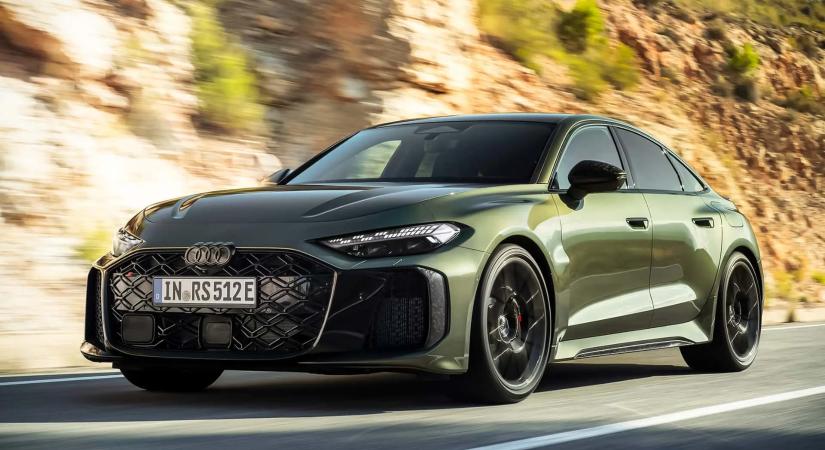 2,4 tonnás hibrid lett az új Audi RS 5