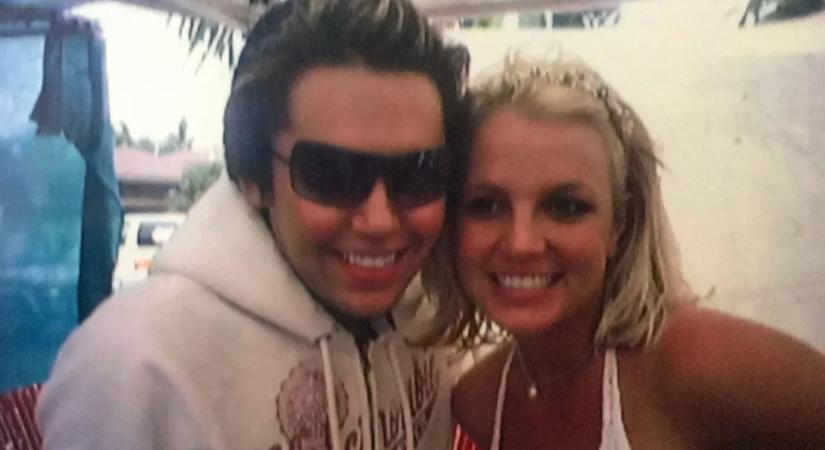 99 %-os az eredmény: Britney Spearsszé operáltatta magát ez a srác