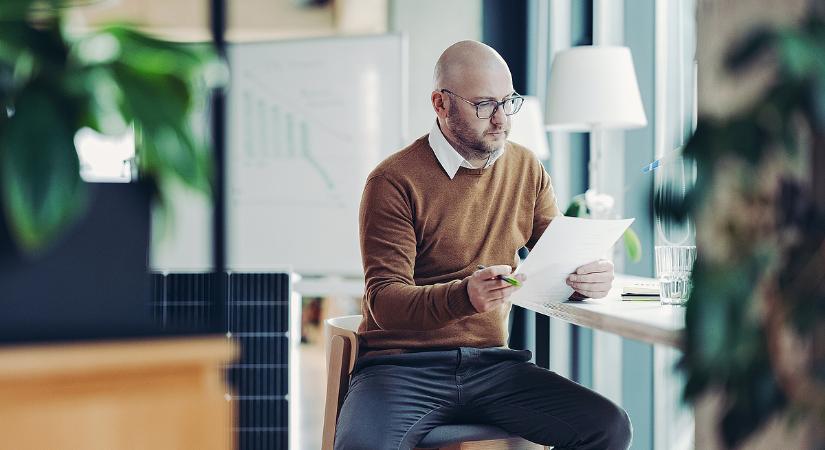 Sokan még csak most eszmélnek: aki csak papírt gyárt, könnyen megütheti a bokáját