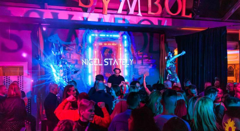 Drogkereskedelem miatt bezáratta a rendőrség a Symbol nevű klubot, egy profi bokszoló terjesztette a cuccot