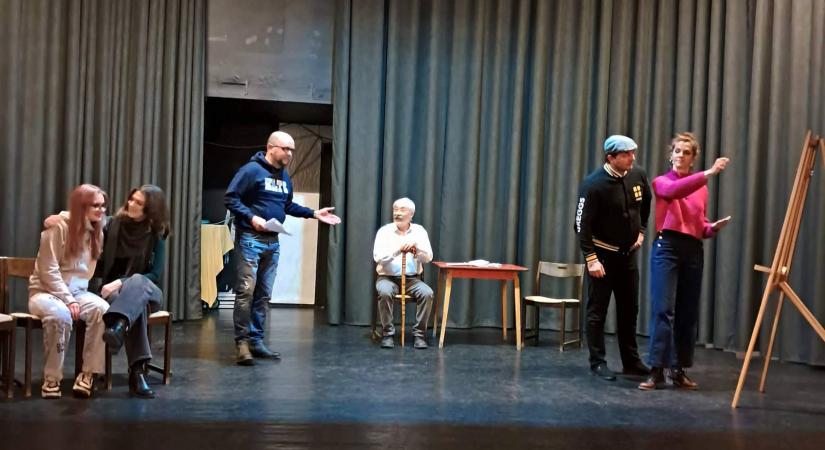 Facebookon feltűnt kortárs kisregényből színházi produkció