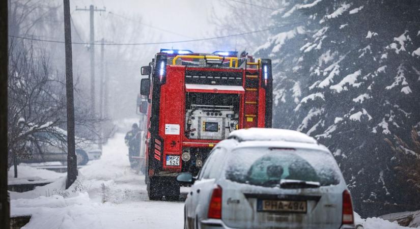 Aggasztó, ami felénk közelít: figyelmeztetést adott ki a katasztrófavédelem is a havazás miatt