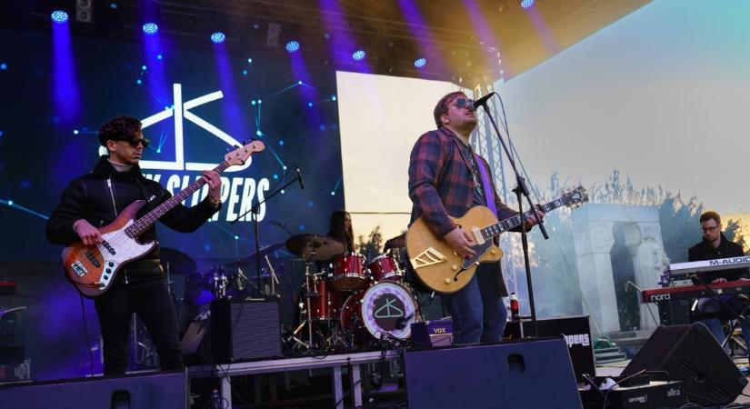 „Tizenöt évesek voltunk és azok kínáltak minket droggal, akikre felnéztünk”