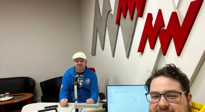 Ezt hallgasd meg! Albert László miniatűr festménye meghódította a világűrt