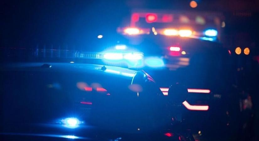 Kisteherautóval karambolozott egy személyautó a 13-ason