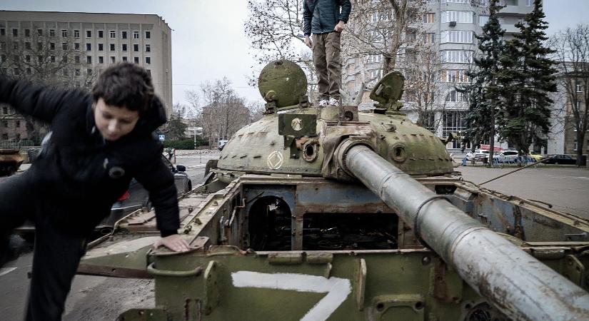 Hogyan lehet normálisan élni, amikor bármikor a fejünkre eshet egy orosz rakéta? – riport Mikolajivből