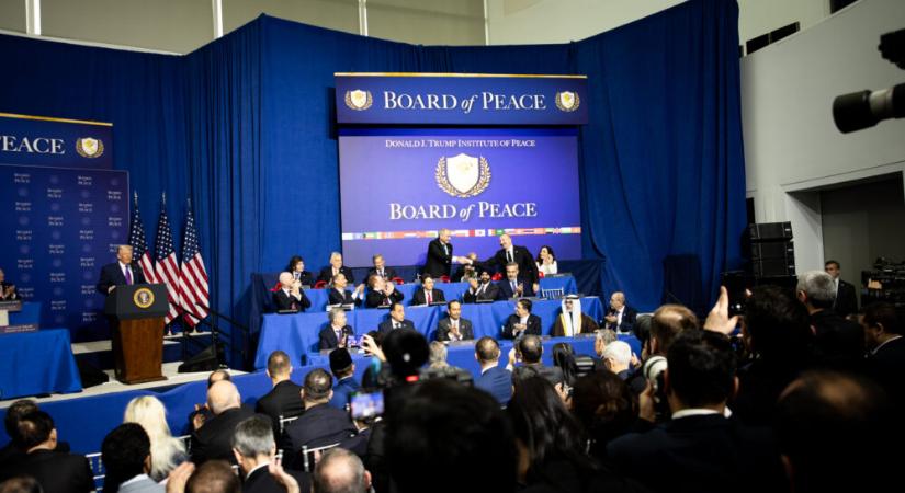 Béketanács: öt ország küld csapatokat Gázába