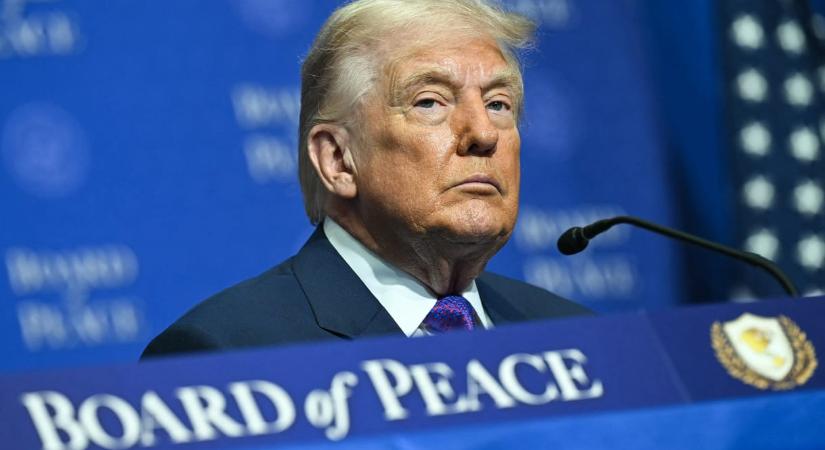 Donald Trump szerint 10 napon belül kiderül, hogy lesz-e támadás Irán ellen