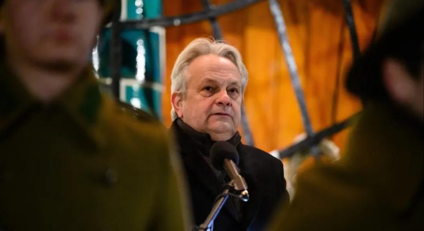 Karambolozott a Honvédelmi Minisztérium államtitkára