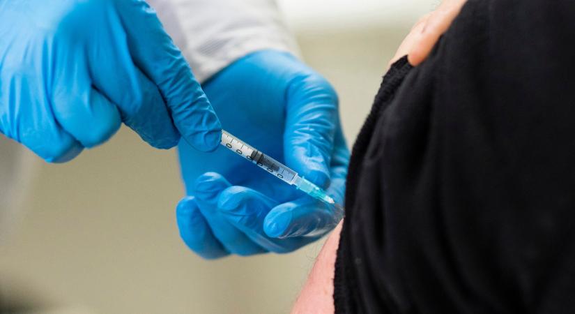 Engedély nélküli injekciók miatt zajlik nyomozás – kuruzslás gyanúja egy hétfős csoport ellen