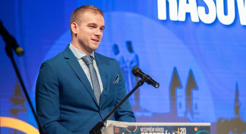 Rasovszky Kristóf apa lett!