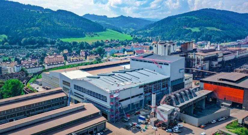 Néma gyilkos végzett egy fiatal magyarral az osztrák acélműben