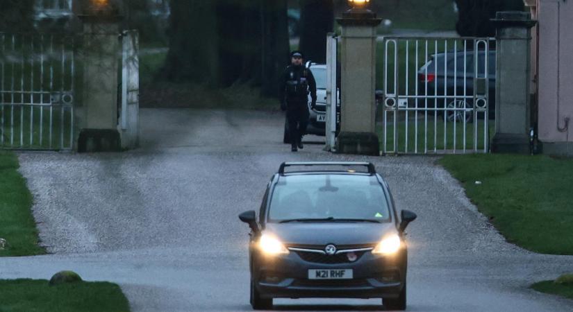 Szabadon engedték András volt yorki herceget, de folytatódik a vizsgálat