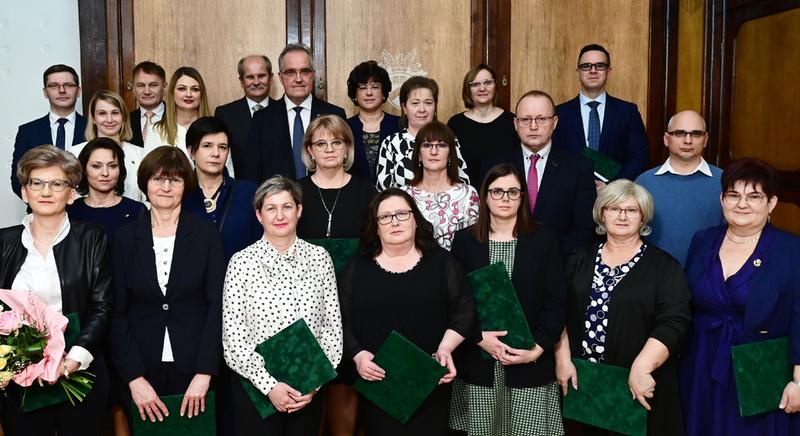 Kiváló dolgozókat díjaztak Debrecenben