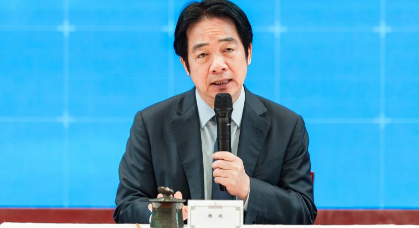 Nyilvános eseményen hányta le egy pap a tajvani elnököt, a reakciót tanítani kéne