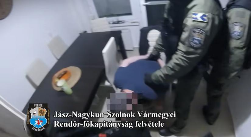 Hidegvérrel ölte meg idős ismerősét