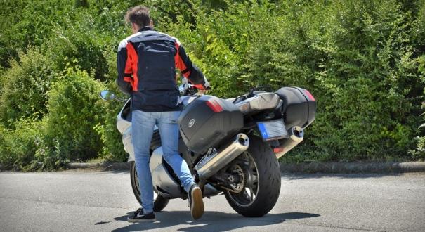 Jogos volt a büntetés, mert jogsi nélkül toltam a motort?