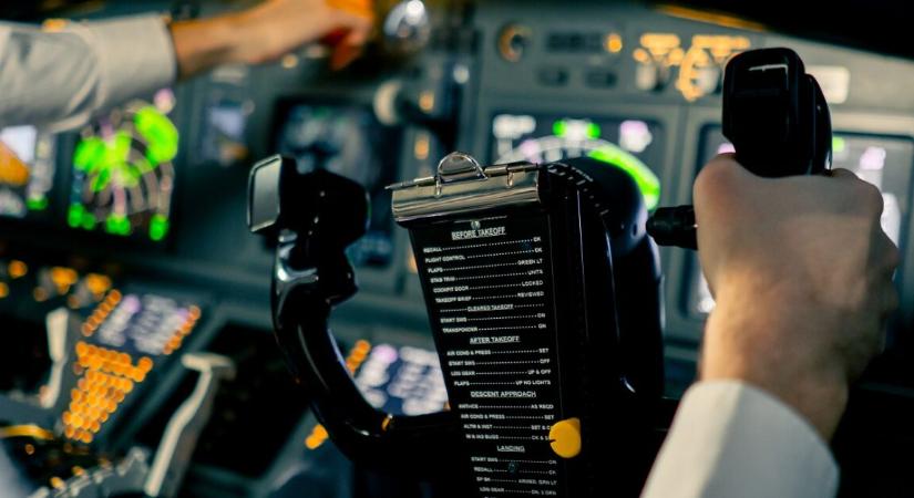 A pilóta arra kérte az utasokat, nézzenek ki az ablakon – szürreális, amit láttak