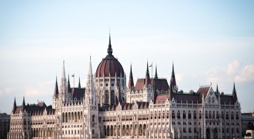 Szombaton hivatalosan is megkezdődik a választási kampány