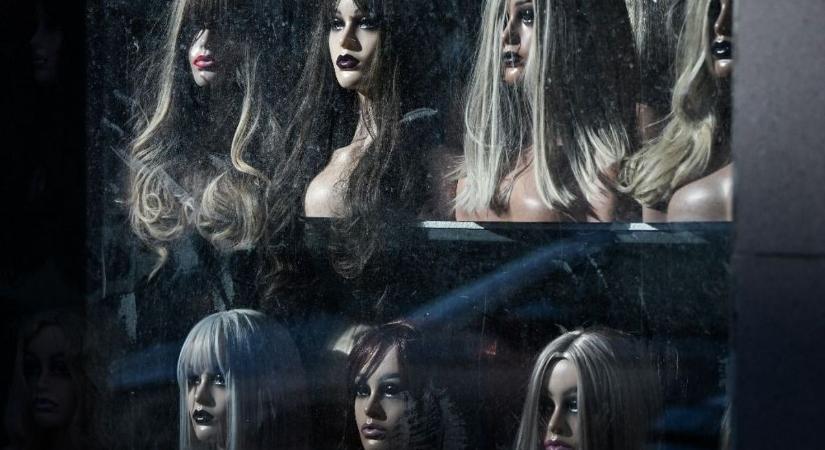 Bajra baj jön, Romániának még az is rossz hír, ami a magyaroknak jó – reszketve nézik a kamatokat