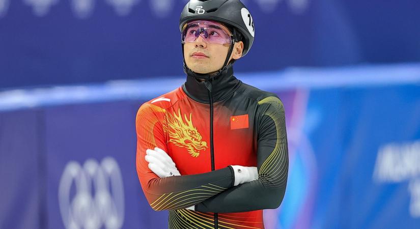 Liu Shaoang nem bánkódik: gyönyörű barátnője vigasztalja a sikertelen téli olimpia után