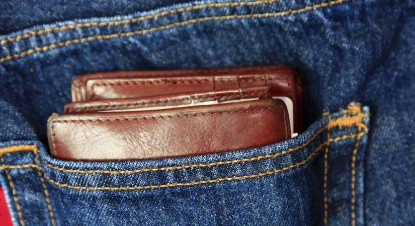 Már majdnem 800 ezer forint a magyar átlagkereset