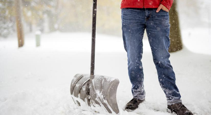 Időjárás: fagyos hétvége, egymást váltó frontok, hótorlaszok, semmi jót nem ígérünk