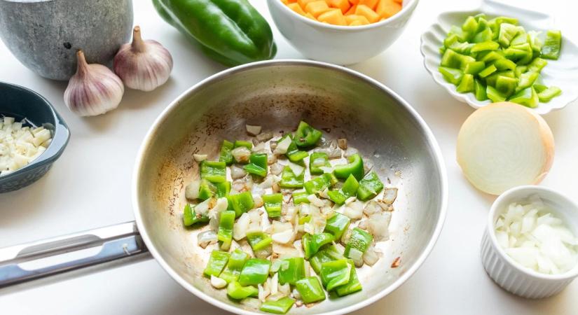 Ne mosd el azonnal a forró serpenyőt – tönkreteheted!