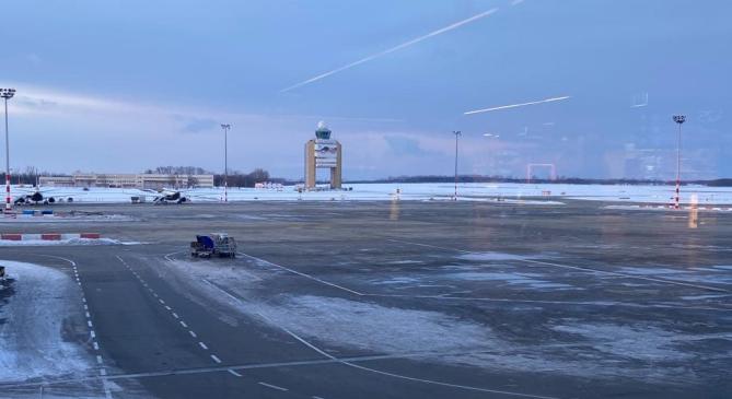 A zord, téli idő miatt lezárták a bécsi repteret