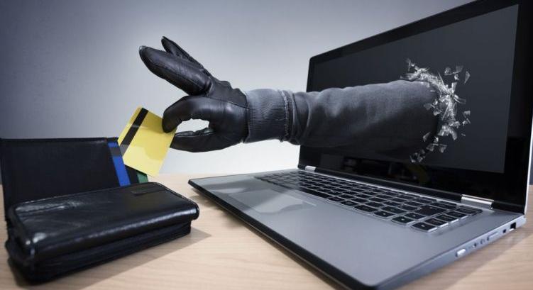 Hamis befektetés: milliókat utalt a mezőkövesdi nő