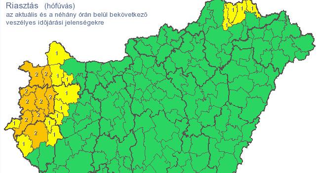 Hótorlaszok veszélye miatt narancs riasztás a határon