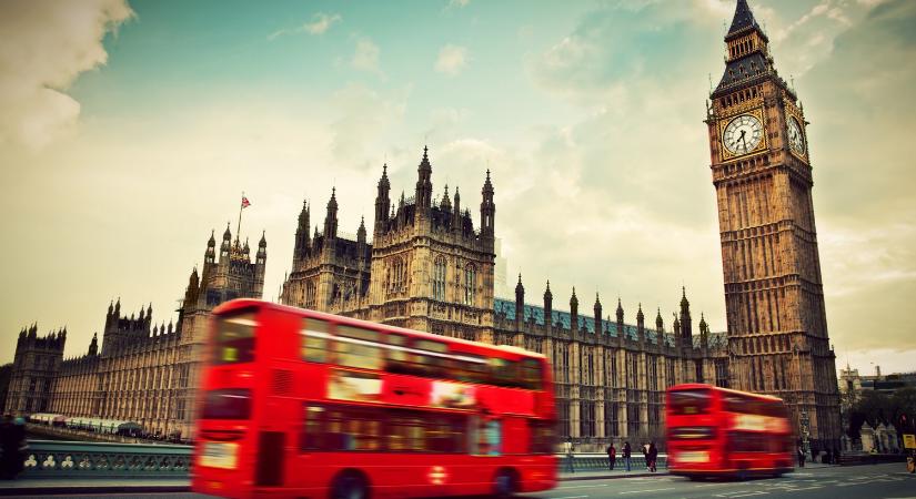 Rekordtöbblettel zárt januárban a brit költségvetés