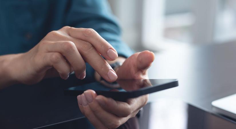 Újra lecsapott az online csaló: láncfűrészt árult, 280 kilométerre utaztatta az áldozatát – fotók