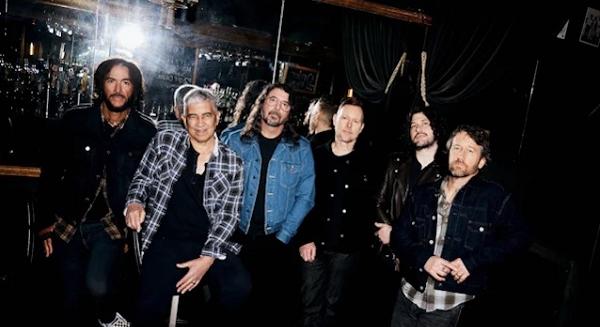 Bejelentette új albumát a Foo Fighters és a címadó dal már meg is érkezett