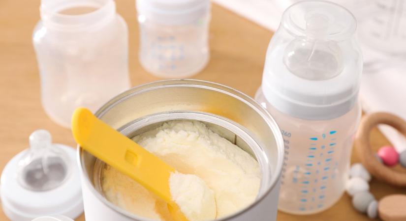 Ezek a tápszerek fenyegethetik a kicsik egészségét – ellenőrizzük a csomagolást