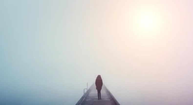 Hogyan tanulj meg egyedül lenni – magány nélkül?