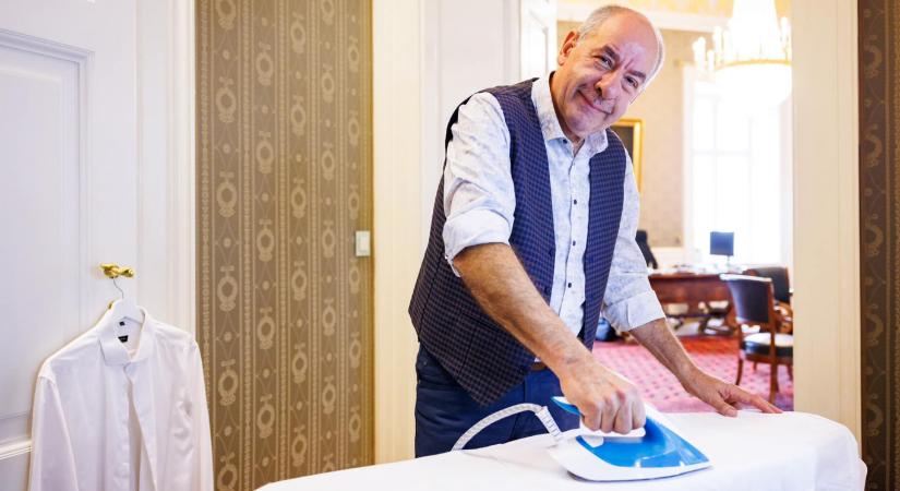 Már kitört az MNB-botrány, amikor a Sándor-palota még simán leszerződött Matolcsy Ádám cégével