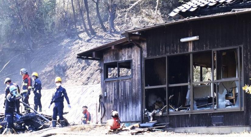 Halálos áldozatokat követelt egy templomtűz Japánban