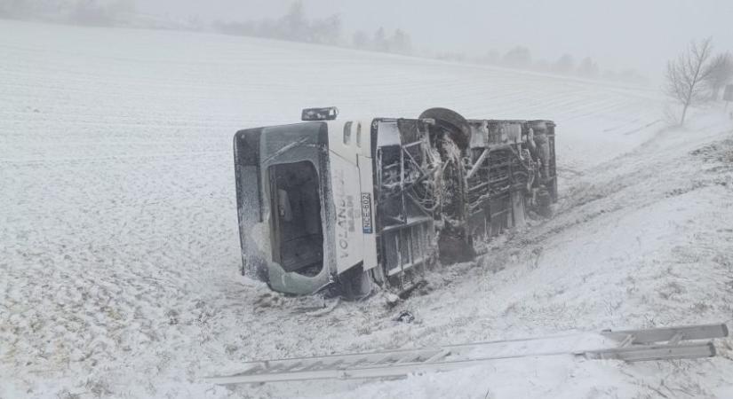 Válságos a közlekedési helyzet Nyugat-Magyarországon