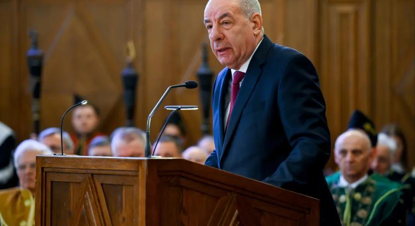 Matolcsy Ádámmal és Windisch cégével is kötött milliós szerződéseket az elmúlt években a Sándor-palota