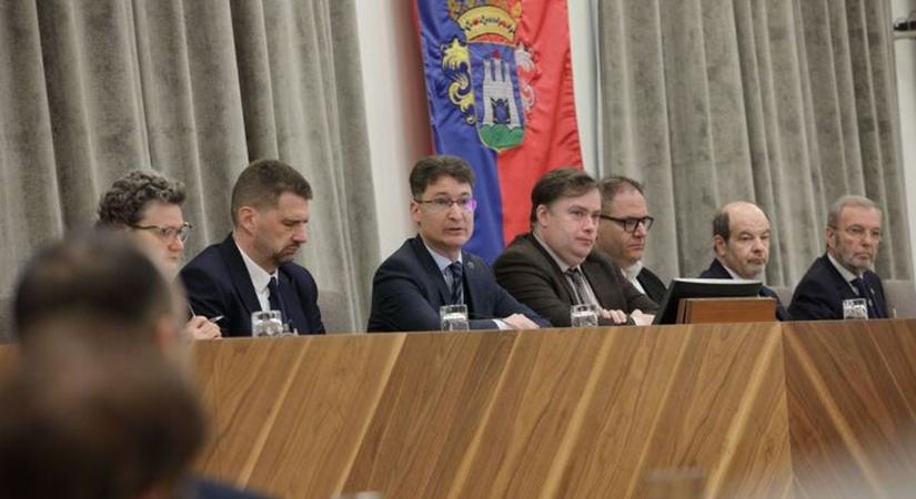 Az éves költségvetést tárgyalta Fehérvár közgyűlése: Közel 90 milliárd forintról döntöttek