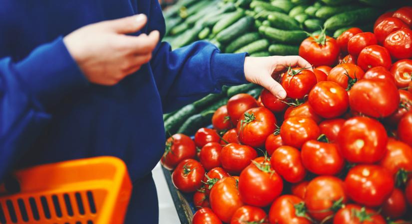 Ilyen paradicsom lepheti el a boltokat: kemény, honnan érkezhet