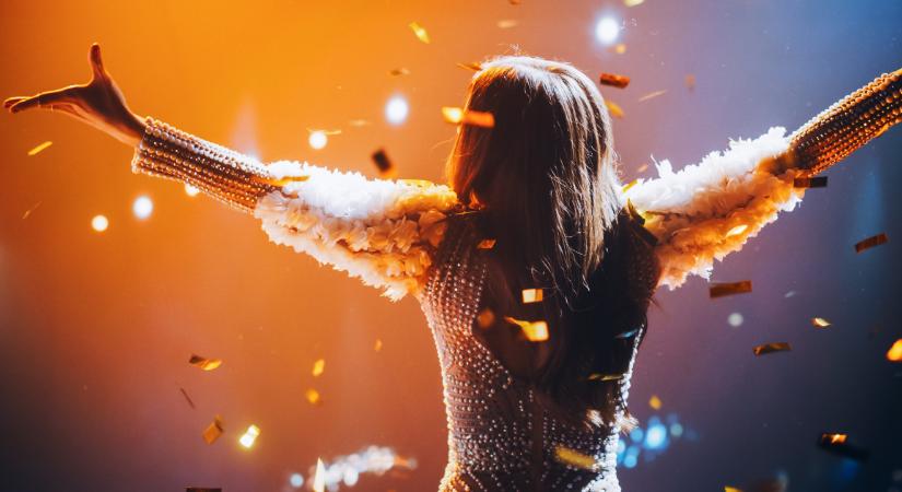 Sokkolni fog ki került az élre: kiderült, ki lett a világ legsikeresebb előadója