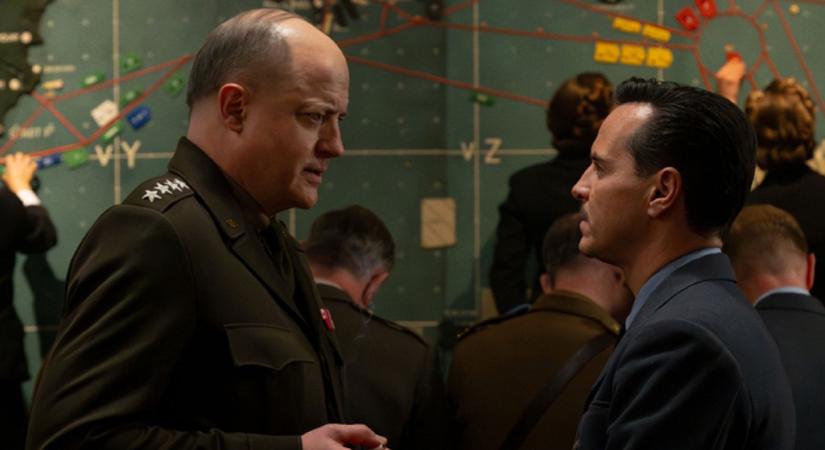 Brendan Fraser mint Eisenhower? A Pressure előzetese láttán kicsit felhúztuk a szemöldökünket