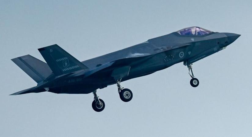 Riadó az amerikai légierőnél: F-35-ösök emelkedtek a magasba, orosz Szu-35-ös vadászgépek jelentek meg Alaszkánál – a NATO-t teszteli Putyin?
