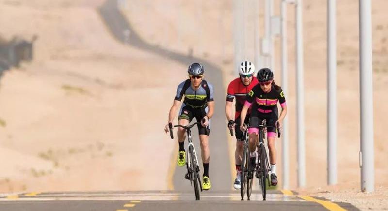 Pletykbl valsg, tnyleg hegyet ptenek az Emrsgekben