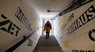 A pártház bunkerében nyílt helytörténeti kiállítás a II. kerületben