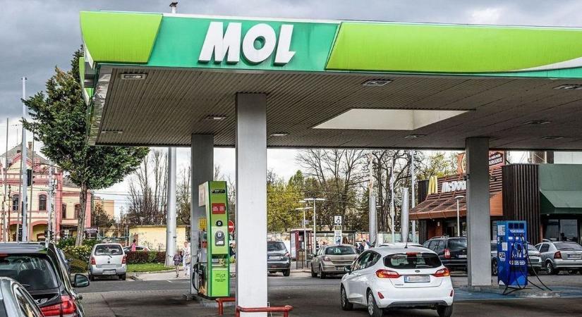 Itt a nem várt üzemanyagár drágulás a hétvégére!